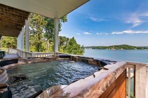 Idromassaggio all'aperto