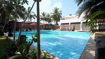 Executive Room, Garden View | Balcony view