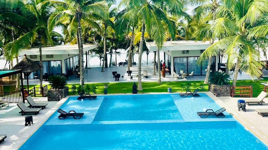 THE BIG BLUE RESORT AND SPA