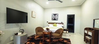 The Big Blue Resort & Spa