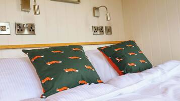 1 chambre, décoration personnalisée, ameublement personnalisé