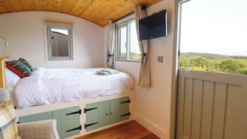 1 bedroom, individually decorated, individually furnished, free WiFi