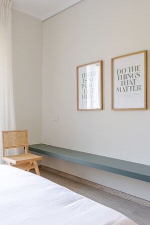 2 bedrooms, iron/ironing board, free WiFi, bed sheets - Brand New Design 2bedrooms/2-baths apartment in Portovenere/5 Terre - WiFi, AC (Portovenere)