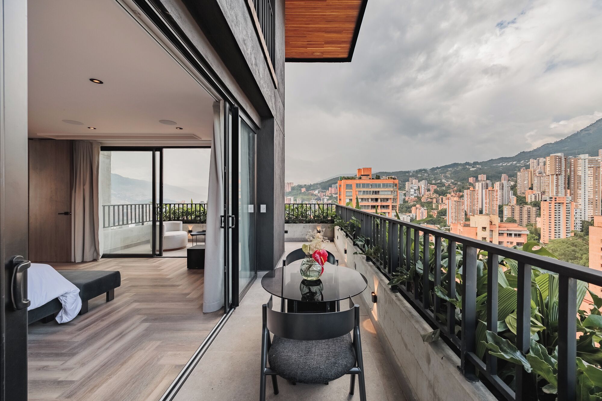 Luxury Duplex, City View | Terrace/patio