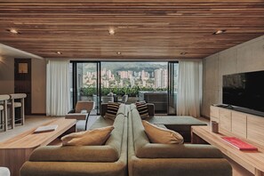 Premium Apartment, City View | Living area