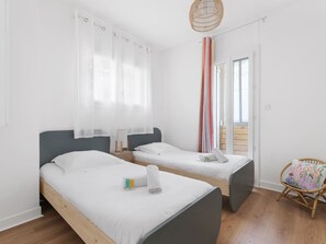 2 habitaciones, tabla de planchar con plancha y wifi 