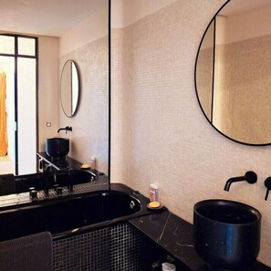 Hair dryer, towels