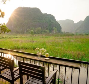 Courtyard - Mua Valley Lodge (Hoa Lu)