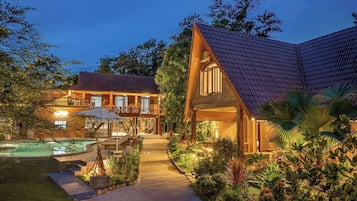 Nội thất lối vào