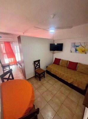 1 Schlafzimmer, WLAN, Bettwäsche