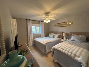 4 chambres, fer et planche à repasser, lit parapluie, Wi-Fi gratuit