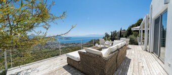 Stunning Sea View & Private Garden Villa in Bodrum