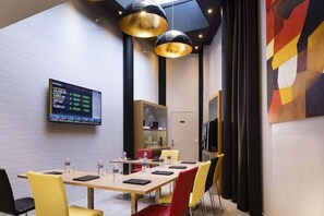 Dining - Bridgestreet Montparnasse / St Germain (Paris)