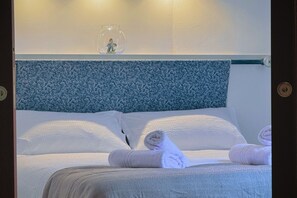 2 bedrooms