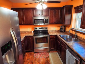 Private kitchen - The Farm House (Rockvale)