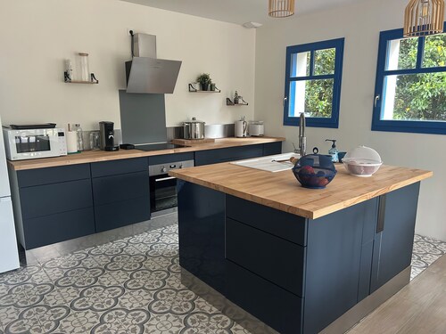 Maison neuve, 3 chambres doubles avec sdb indiv. Vue sur château de Suscinio.
