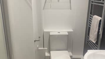 Towels, toilet paper