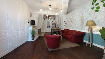 TV connectée, livres, médiathÚque