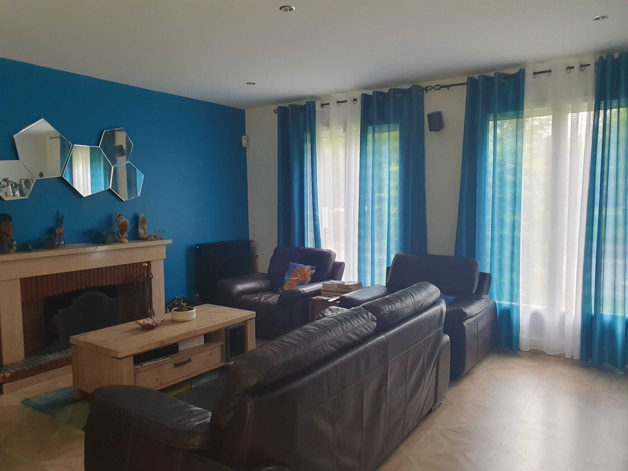 Smart-tv en een open haard