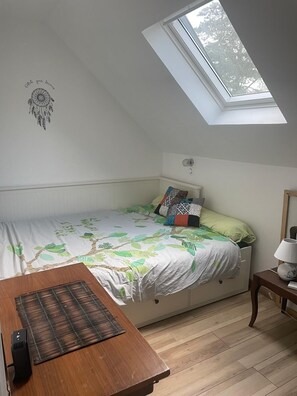 3 habitaciones, tabla de planchar con plancha y wifi gratis 