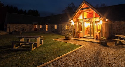 Cosy, rustic retreat in the Cairngorms National Park, surrounded by wild nature.
