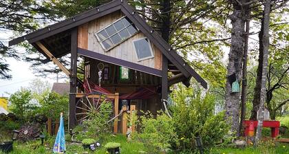 Stunning home away from home with a pretty view of the ocean, close to Halifax,