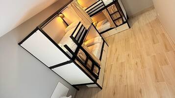 Shared Dormitory | Free WiFi, bed sheets