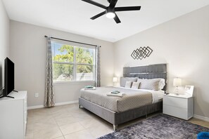 3 bedrooms, iron/ironing board, WiFi, bed sheets