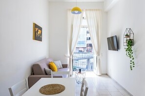 Smart TV - Urban Base Garibaldi by NapoliApartments (Naples)