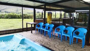 13 piscinas techadas