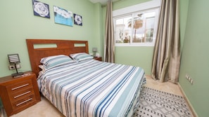 2 habitaciones, tabla de planchar con plancha y wifi gratis 