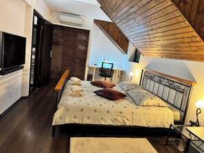 6 chambres, fer et planche Ă repasser, accĂšs Ă Internet, literie fournie