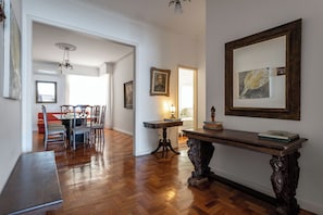 Living room - 2 minutos da praia de Copacabana - A801 (Rio de Janeiro)
