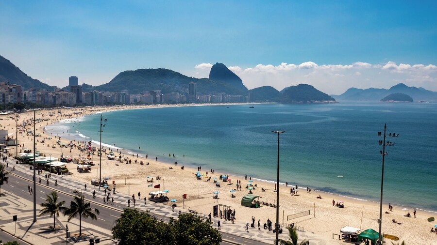 2 minutos da praia de Copacabana - A801