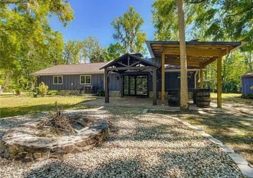 3-bedroom house in wonderful Homosassa with WiFi, AC