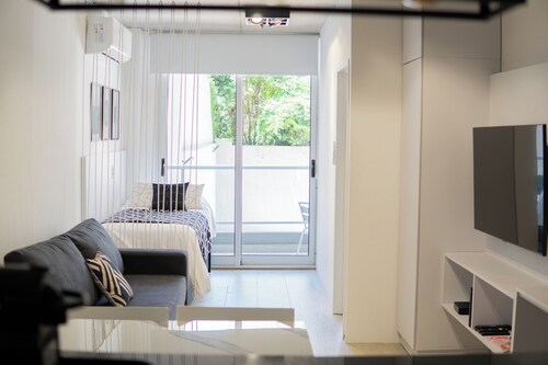 BT Homes - Palermo, Oro 