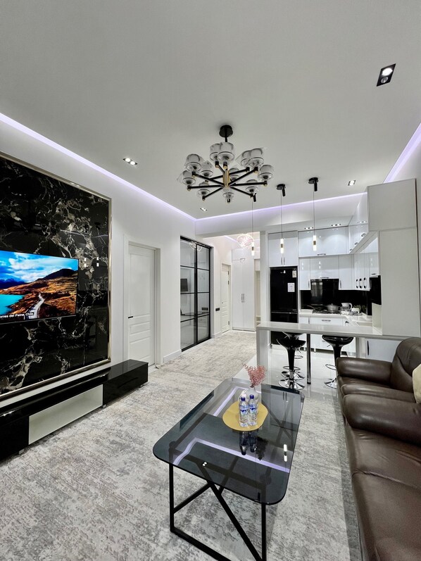 遮光布/窗簾、熨斗/熨衣板、免費無線上網、床單