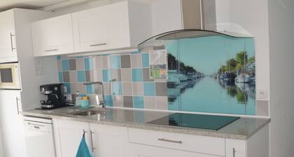 Spacious villa for 14 people with secure swimming pool, sea and forest walks