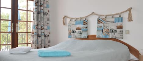 6 bedrooms, iron/ironing board, travel crib, WiFi