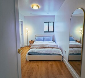 Iron/ironing board, WiFi, bed sheets