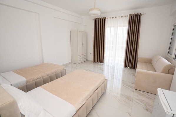 Deluxe Apartment, Balcony, Mountain View