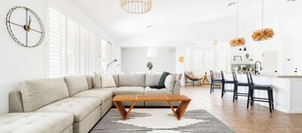 Village House: Pool, Spa, Golf!