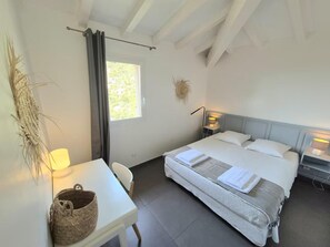 1 sovrum, strykjärn/strykbräda, resesäng och gratis wi-fi