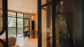 Suite monolocale Superior | Minibar, una scrivania, insonorizzazione, Wi-Fi gratuito