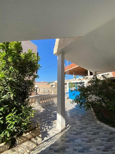 Charming 2-bedroom house in Raf Raf