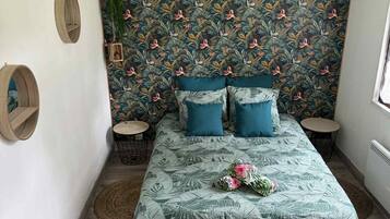 3 slaapkamers, reisbedje, gratis wifi, beddengoed