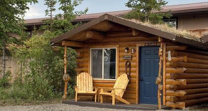 Iditarod Cabin-Modern Comfort in the Last Frontier (For families or casual travelers)