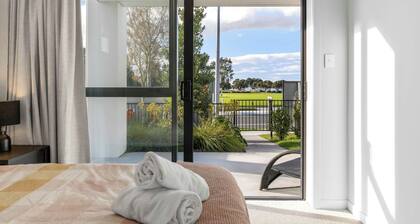 Memorial View - Tauranga Holiday Home