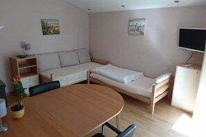 1 Schlafzimmer, Bügeleisen/Bügelbrett, WLAN, Bettwäsche