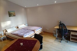 1 soverom, strykejern/-brett, wi-fi og sengetøy